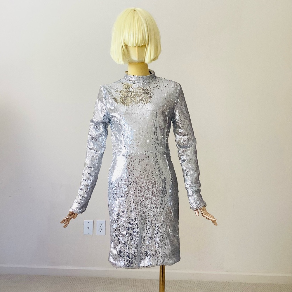 Misguided Silver Sequin Long-Sleeve Mini Dress NWT SZ 6